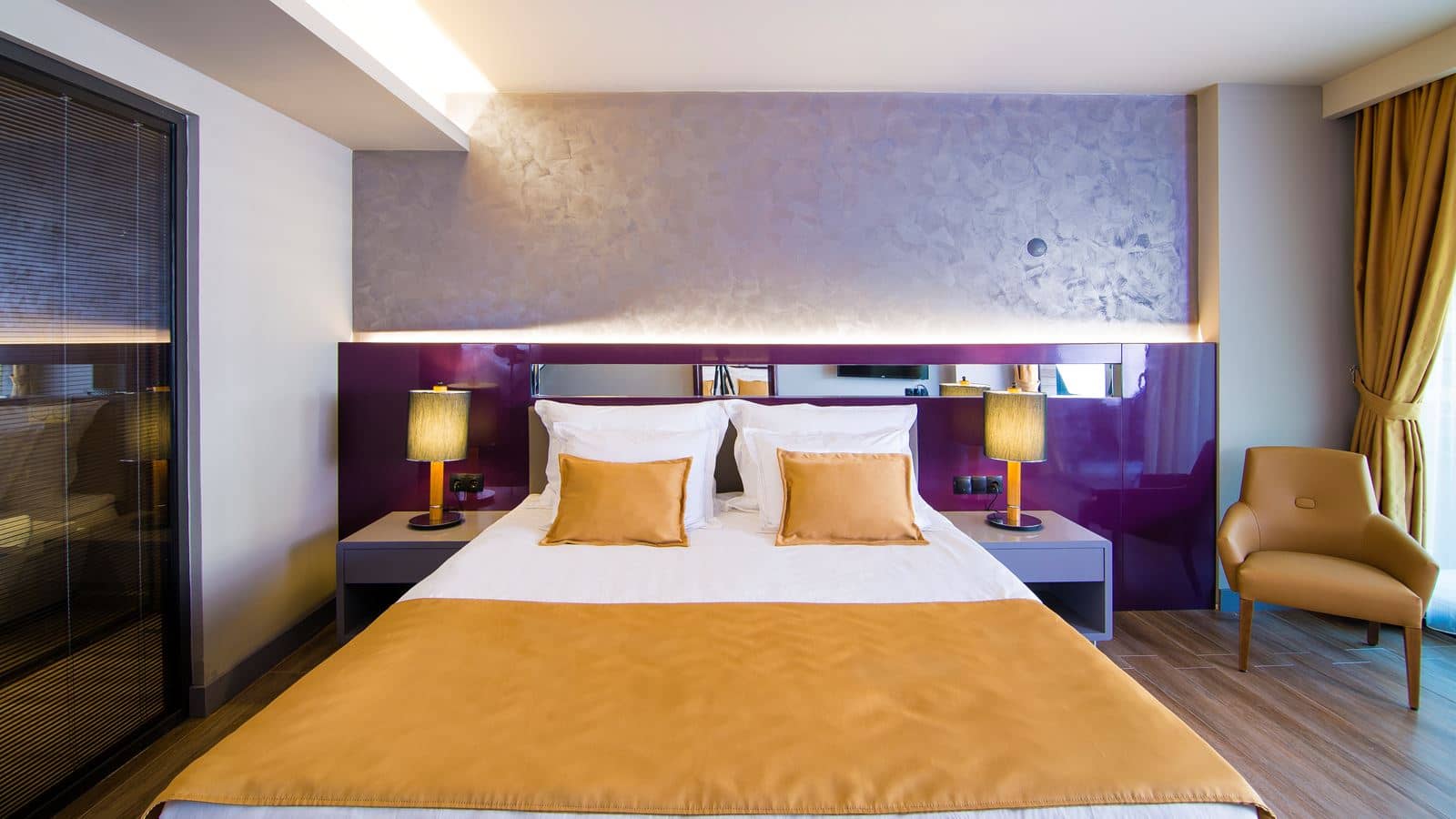 rooms-deluxe-with-jacuzzi