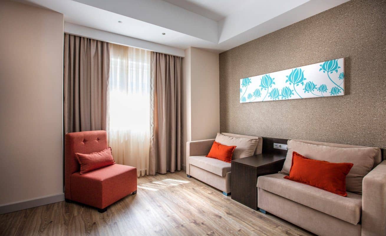 rooms-club-suite-room-sea-view