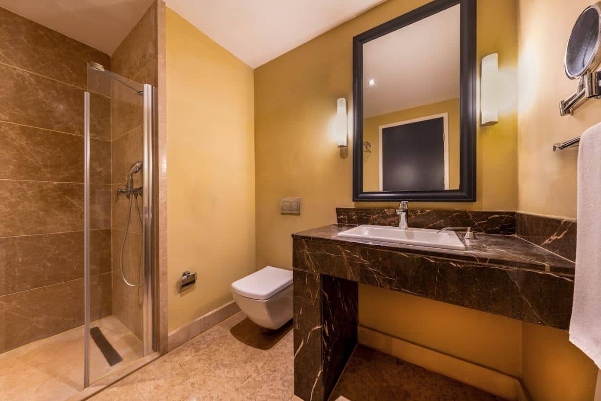rooms-standart-land-view-room