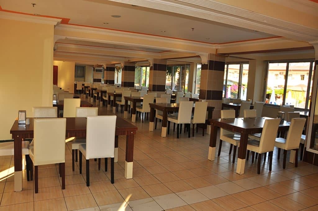restaurants-restaurant