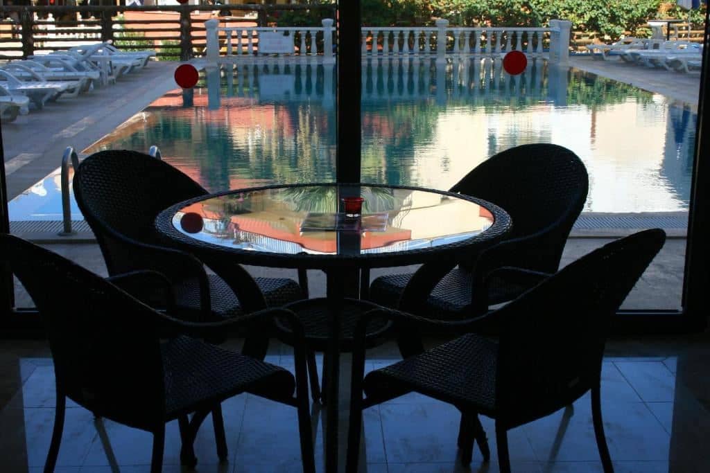 bars-pool-bar