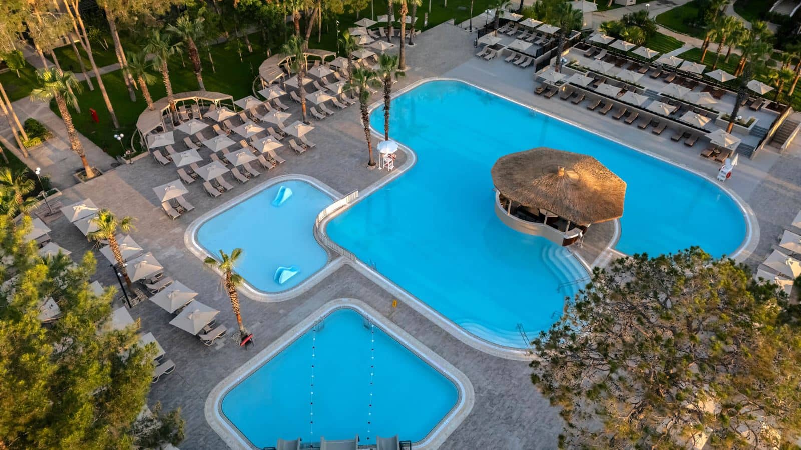 pools-outdoor-pool