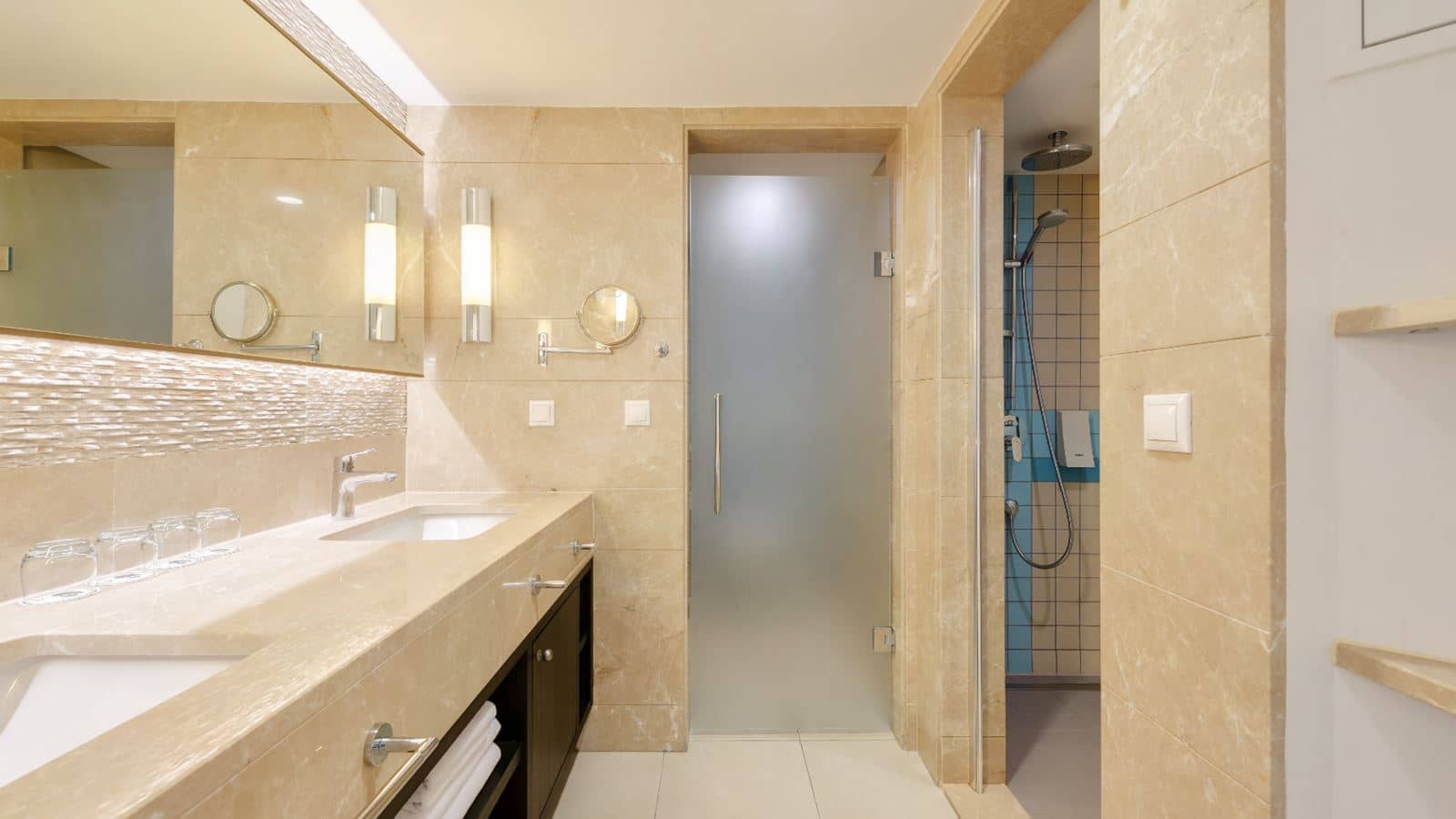 rooms-double-room-classic-dbl1