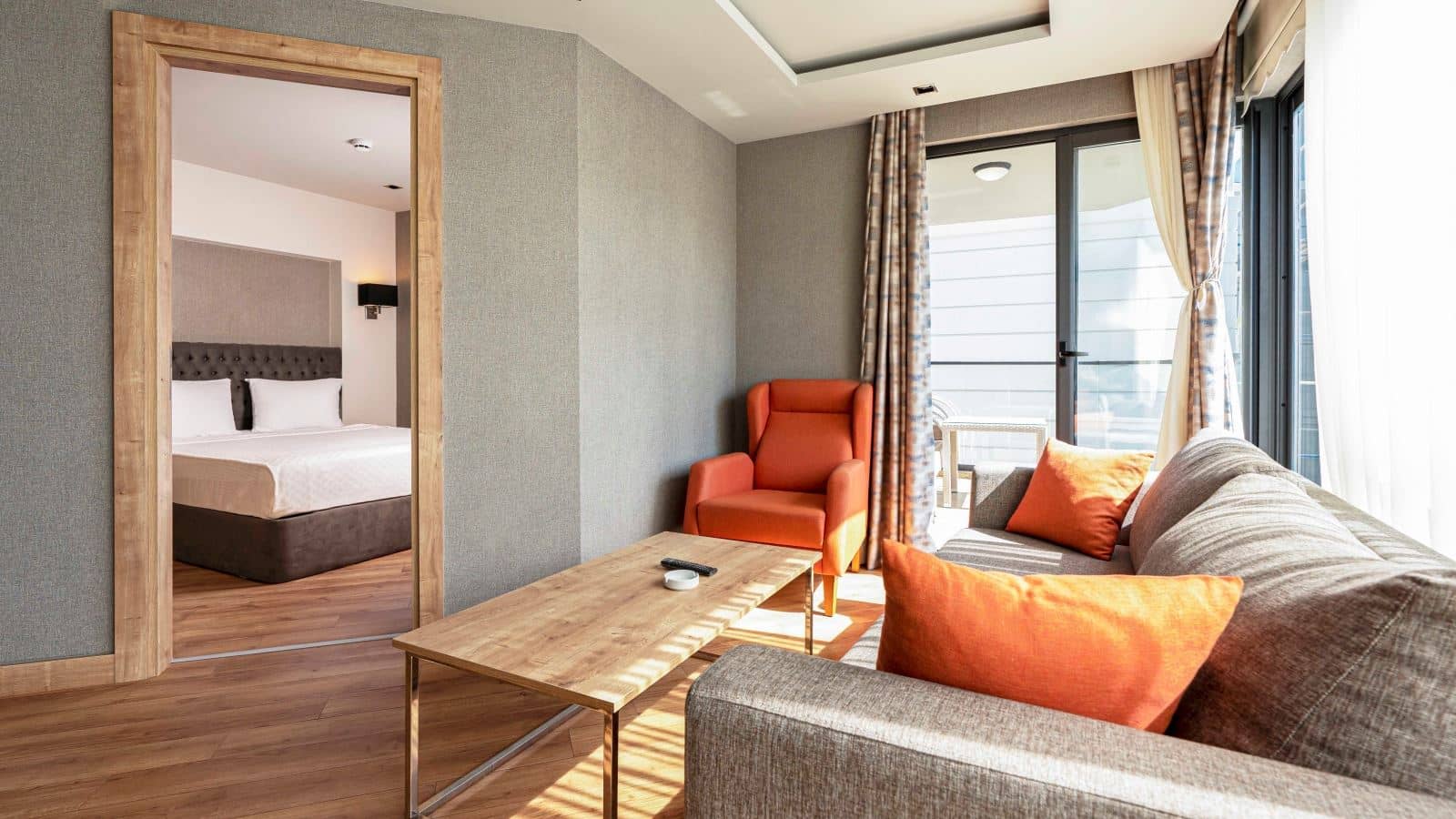 rooms-grand-suit