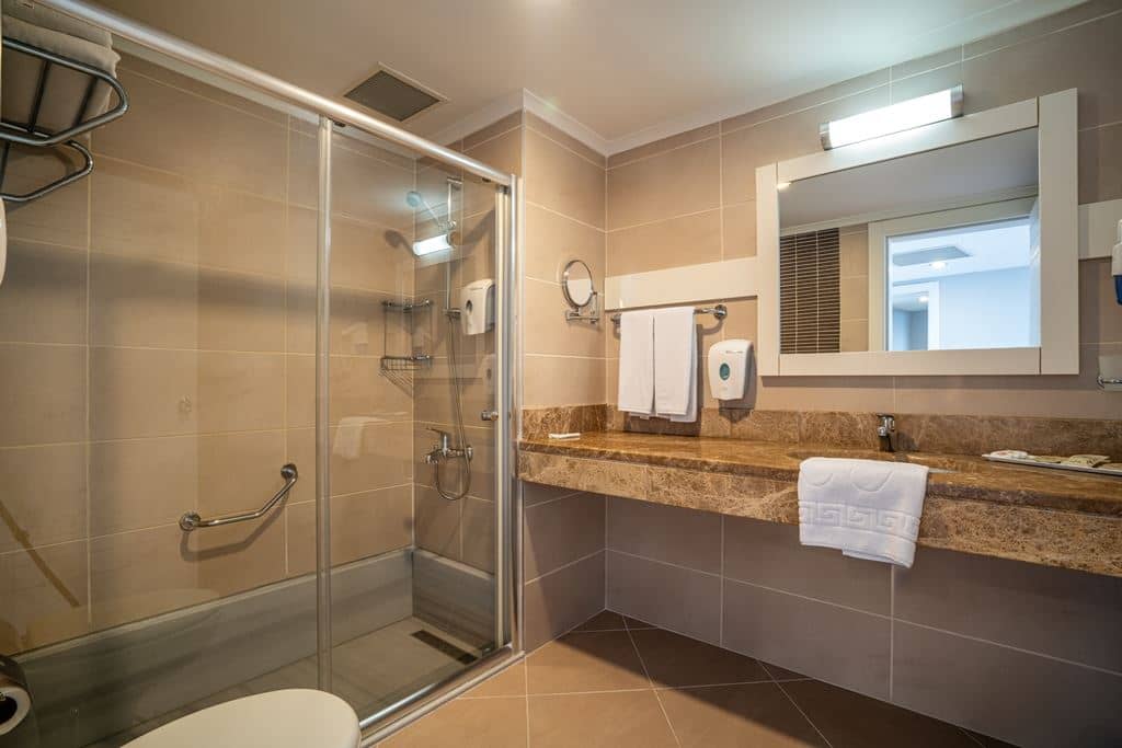 rooms-family-room-b-2-bedrooms