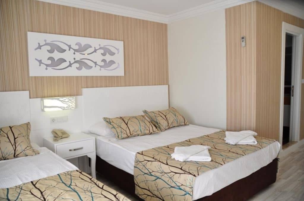 rooms-standard-room