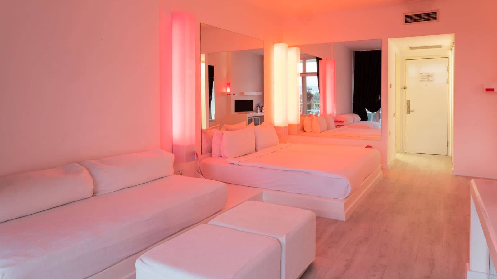 rooms-economy-room