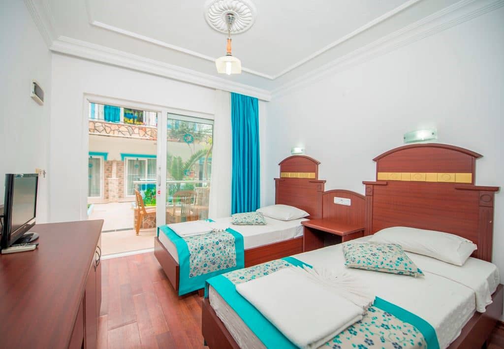 rooms-standard-room