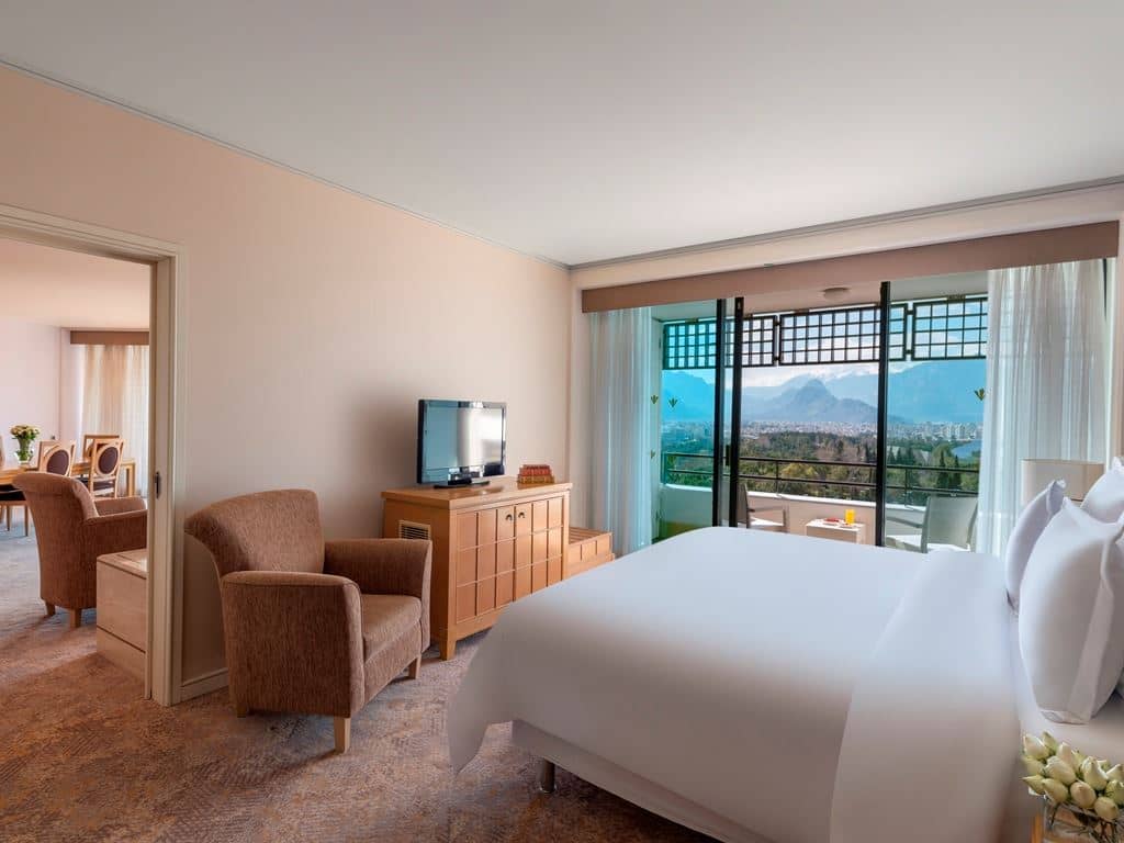 rooms-suite-deluxe
