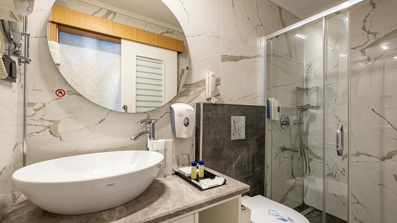 rooms-villa-suite-second-floor