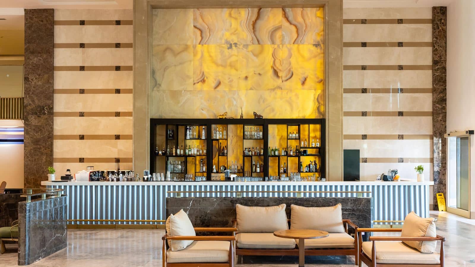 bars-lobby-bar