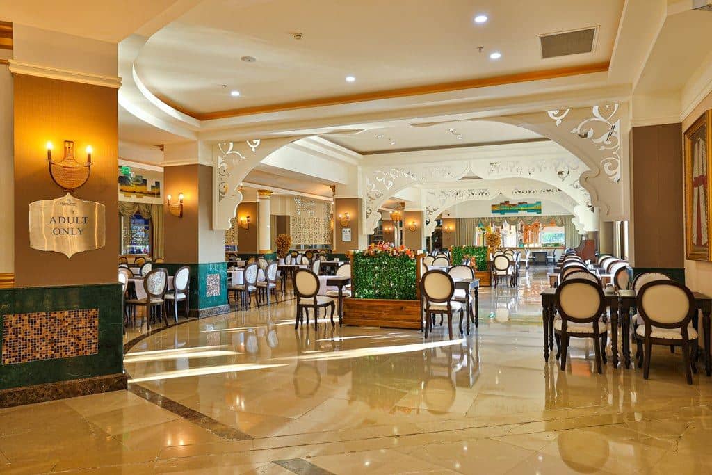 restaurants-sunset-main-restaurant