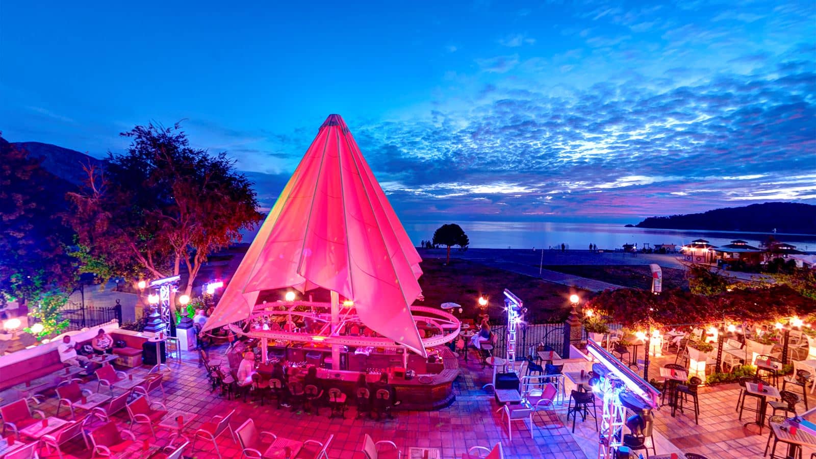 bars-plaza-bar