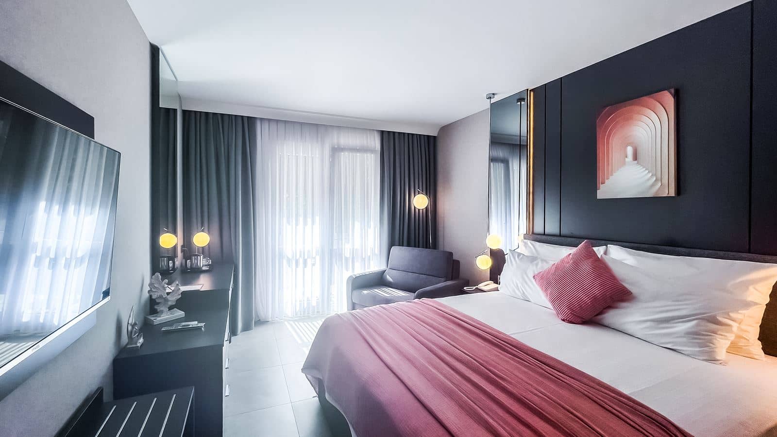 rooms-deluxe-room