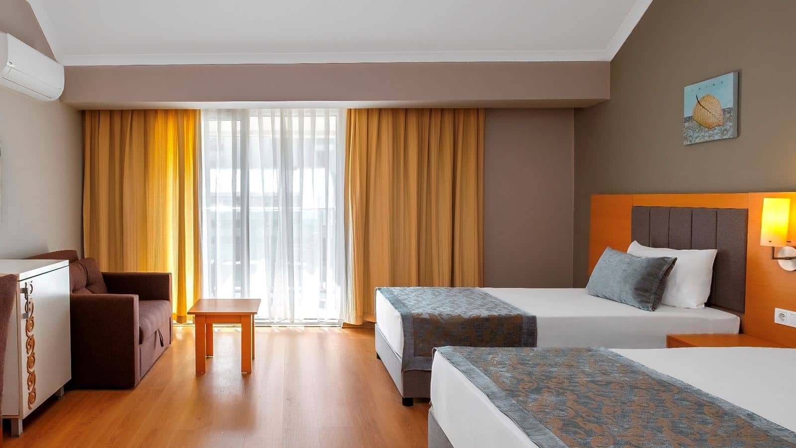 rooms-large-room