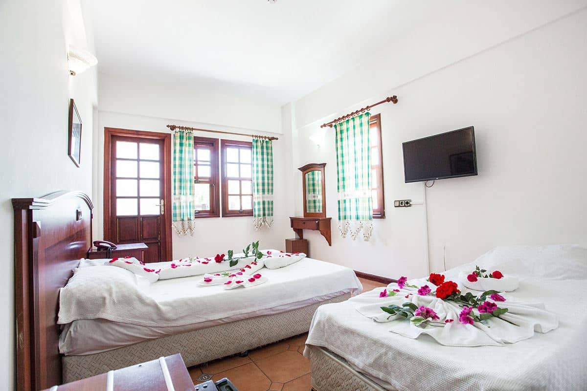rooms-standard-room
