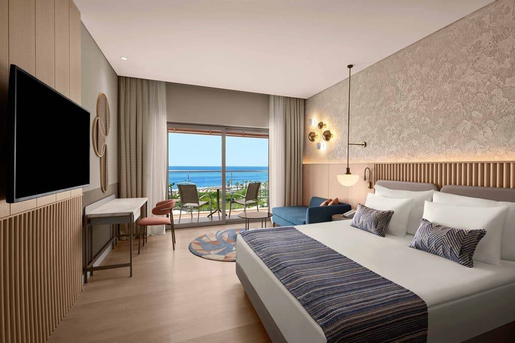 rooms-deluxe-sea-view-adult-area