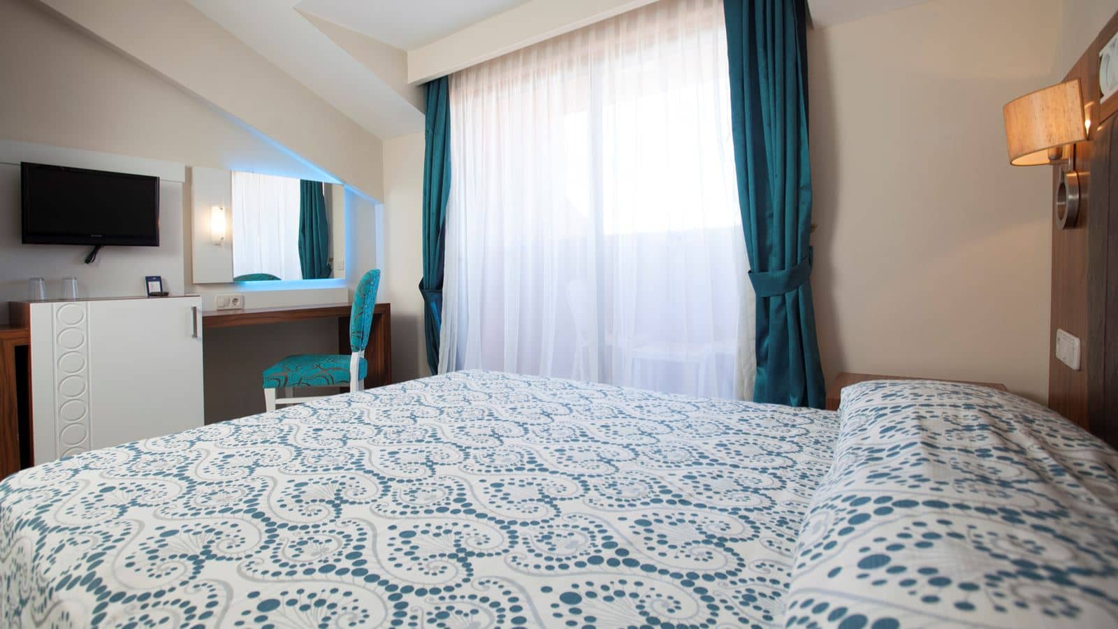 rooms-family-room