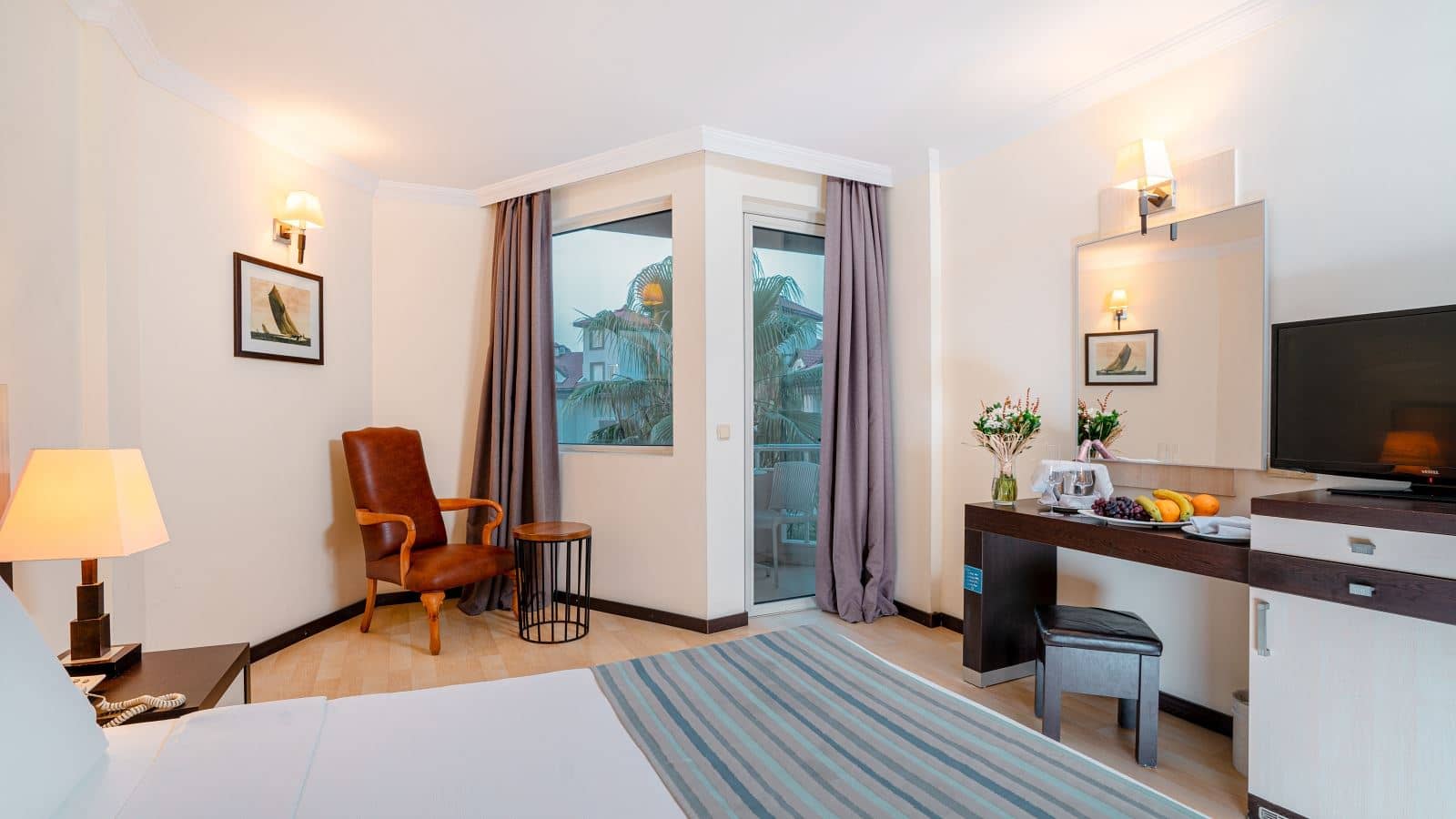 rooms-family-room