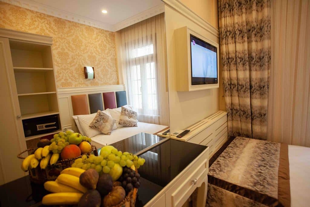 rooms-standard-room