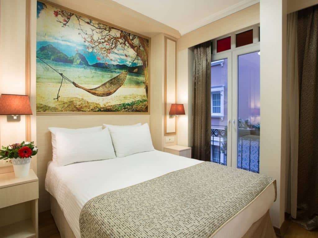 rooms-double-with-balcony
