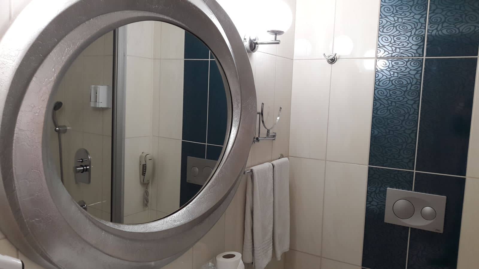 rooms-standard-room