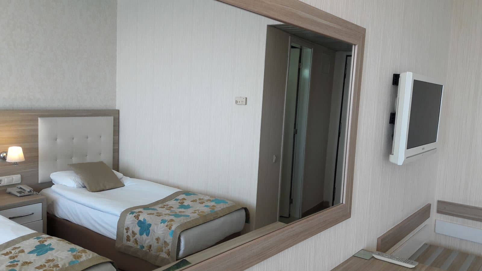 rooms-standard-room