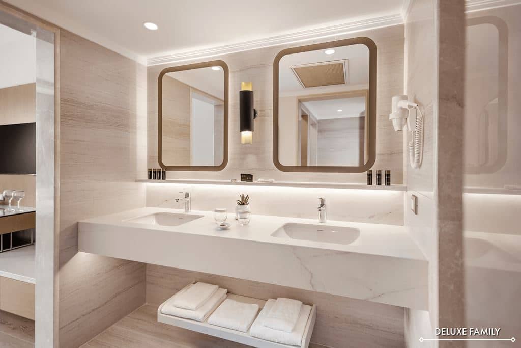 rooms-deluxe-family-sea-view