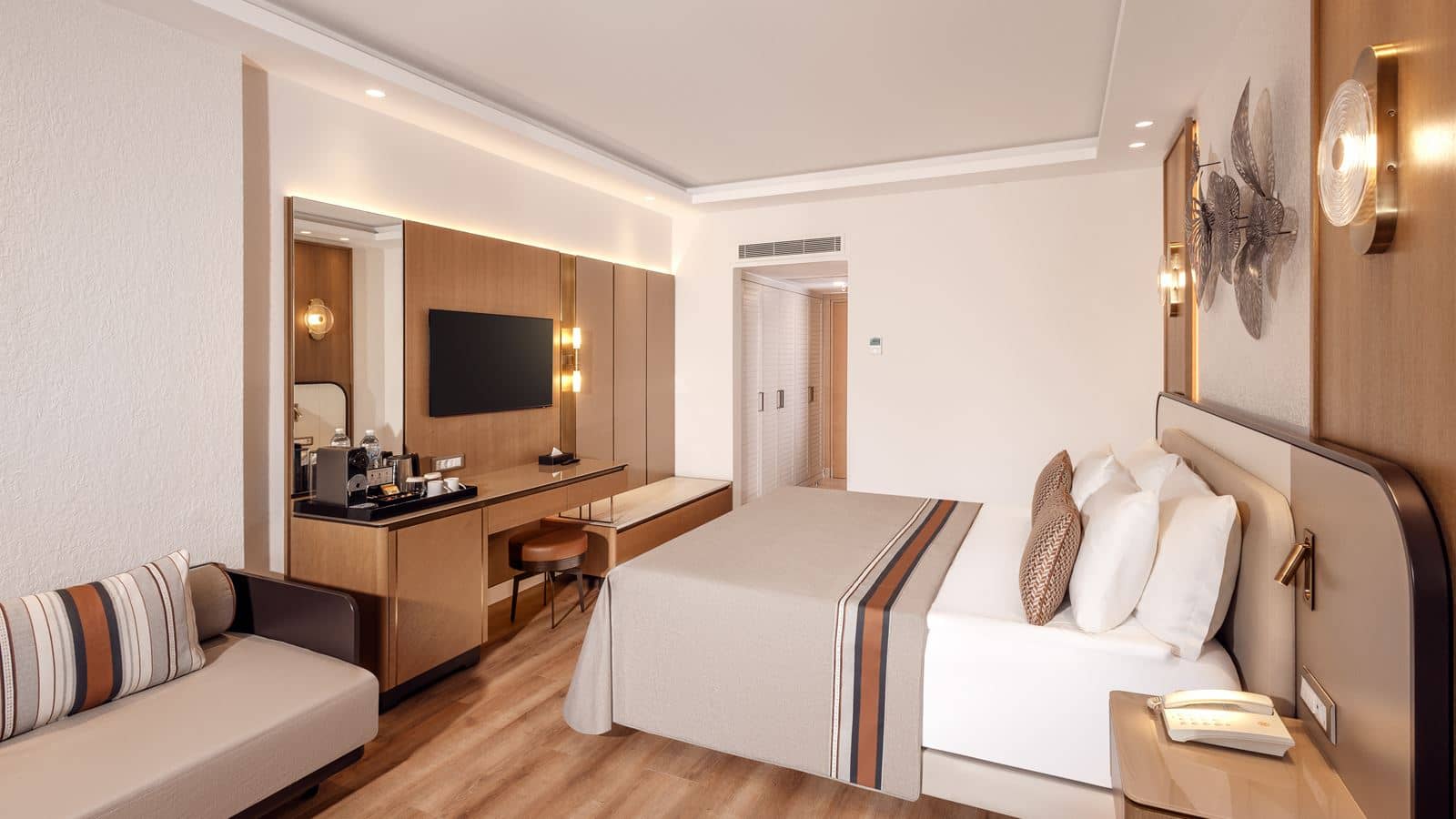 rooms-deluxe--side-sea-view