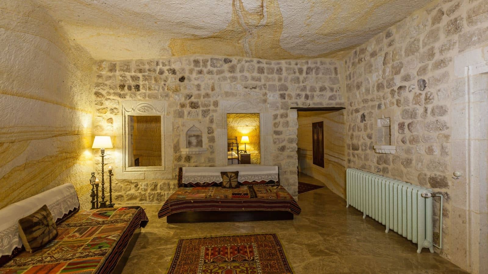 rooms-suite-room
