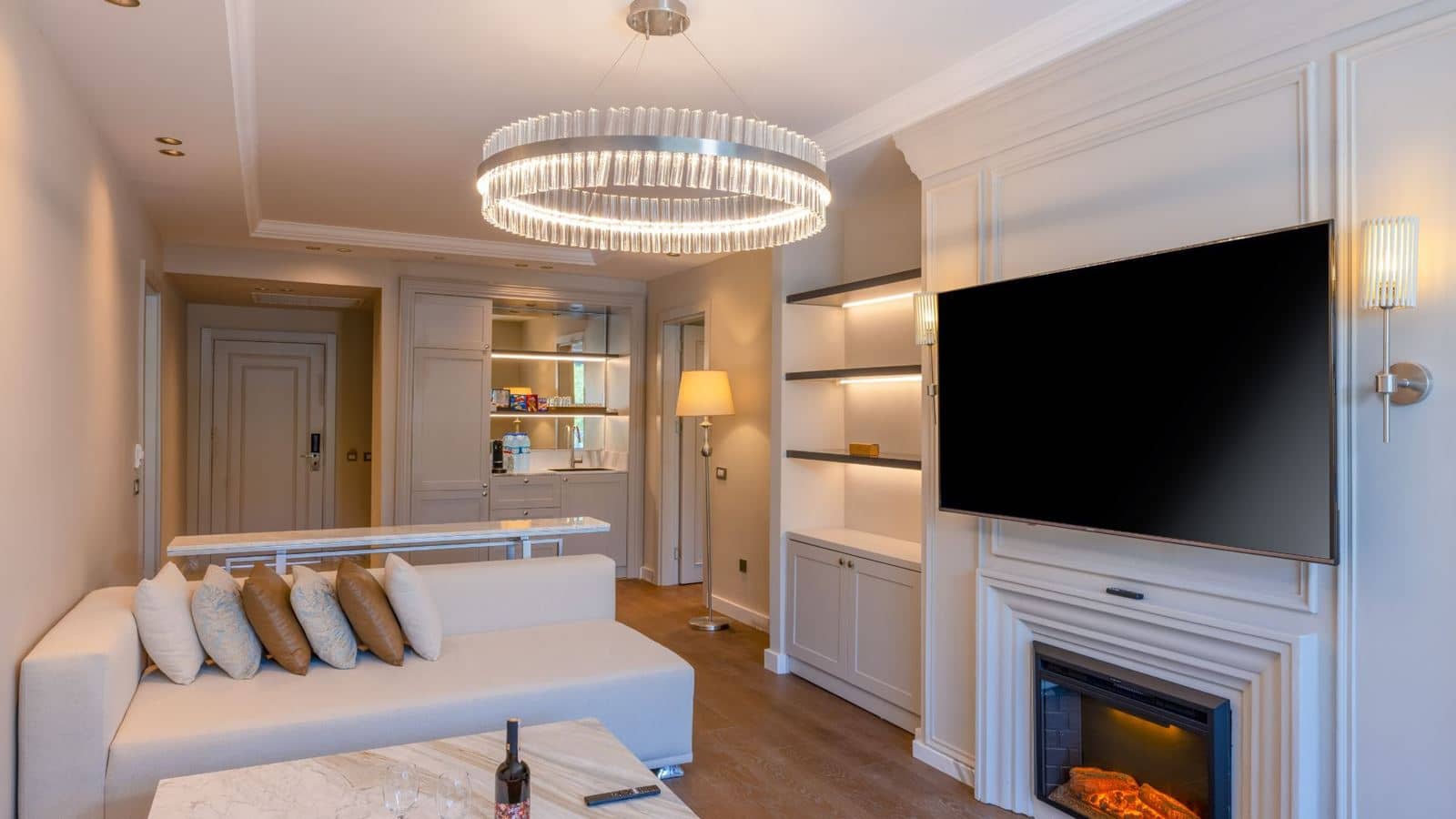 rooms-mare-signature-family-suite-land-view-venezia-building-6th-floor