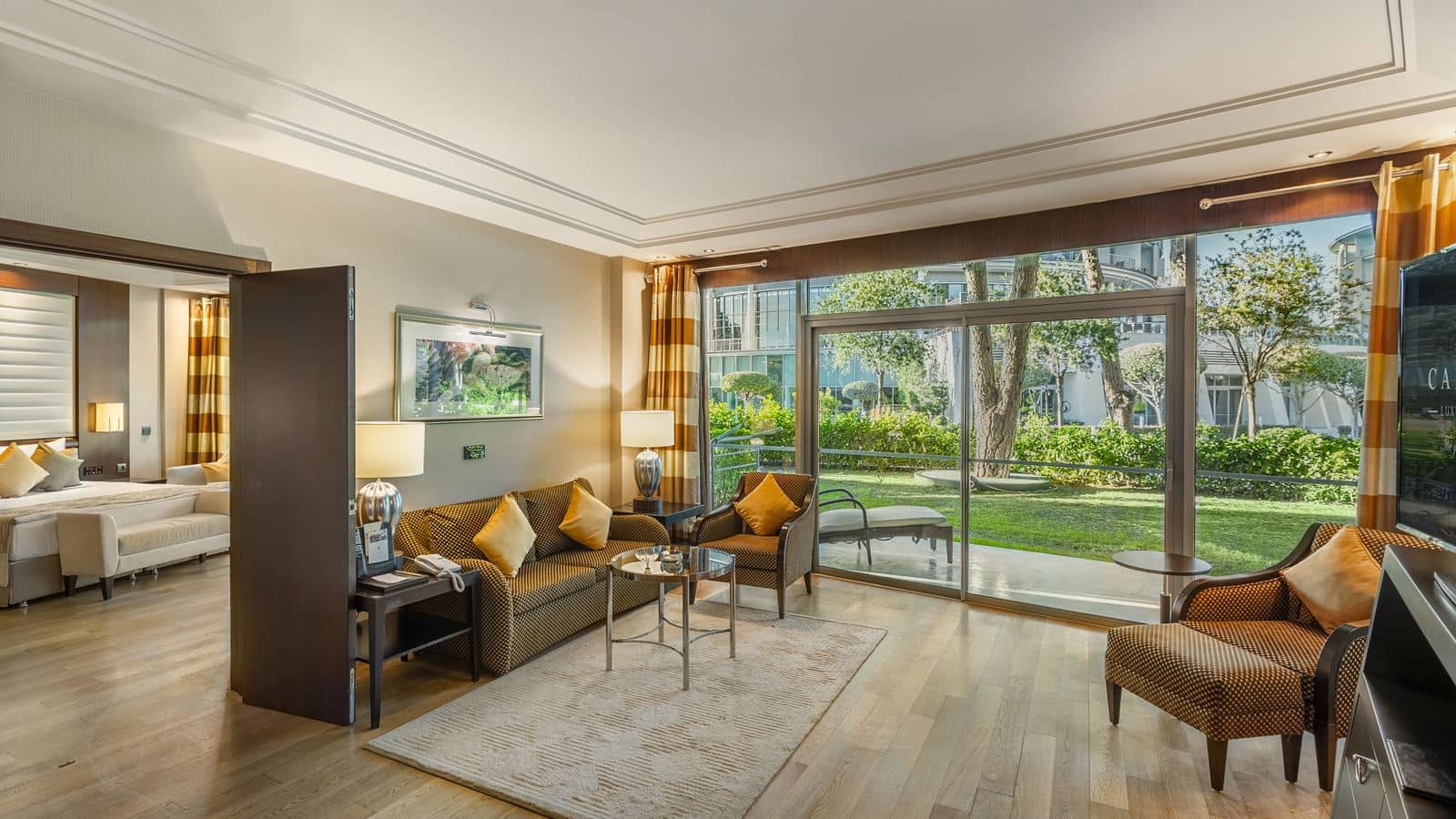 rooms-corner-suite