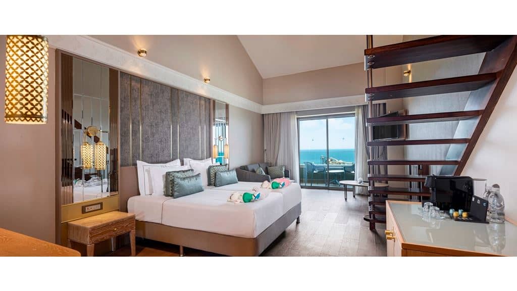 rooms-family-dublex-sea-view