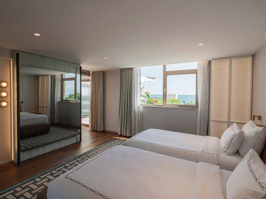 rooms-king-suite