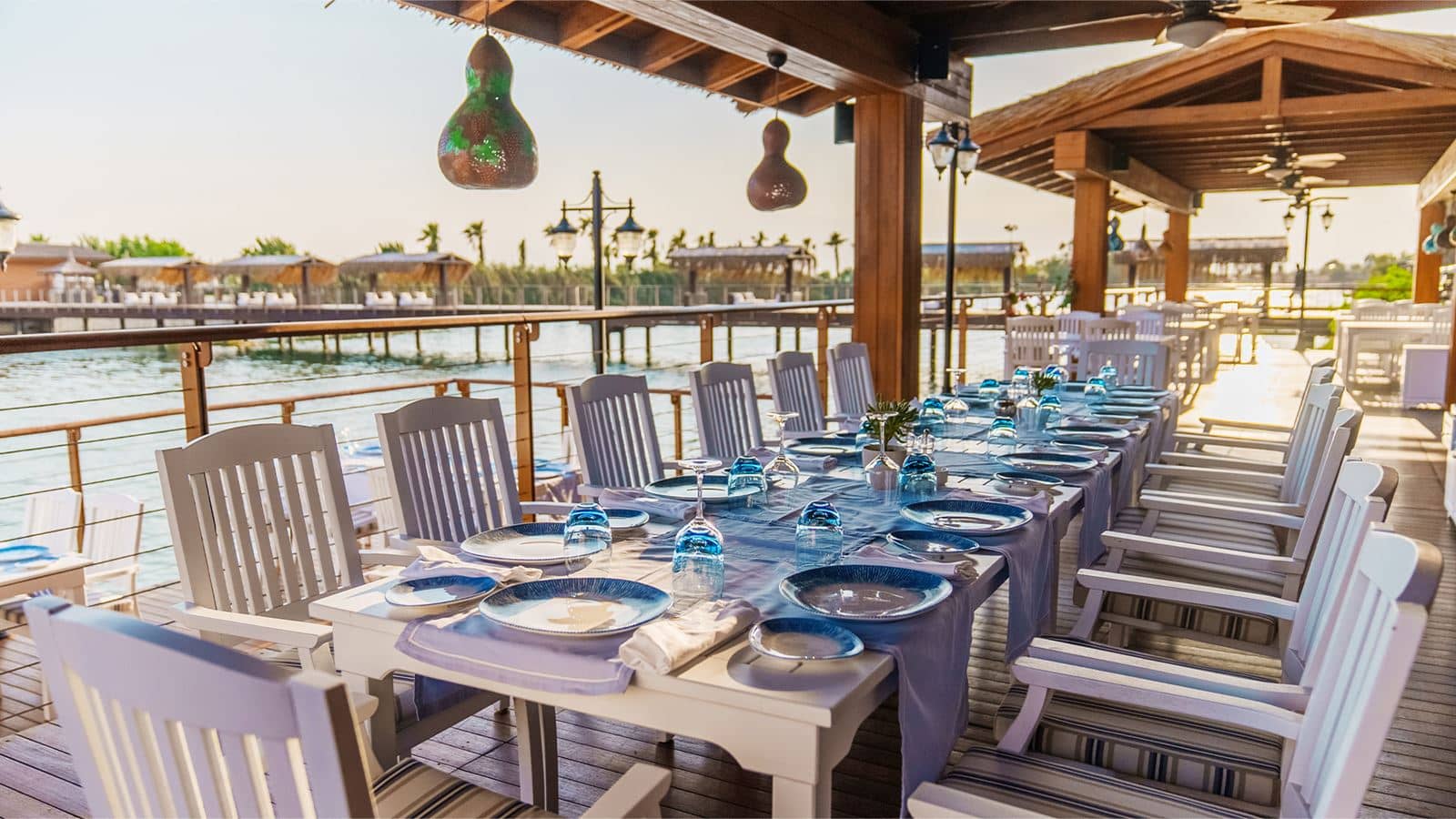 restaurants-river-landing