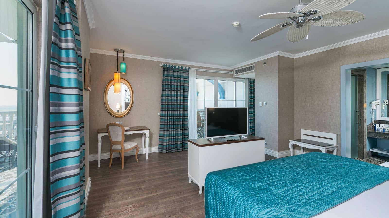 rooms-king-suite-sea-view