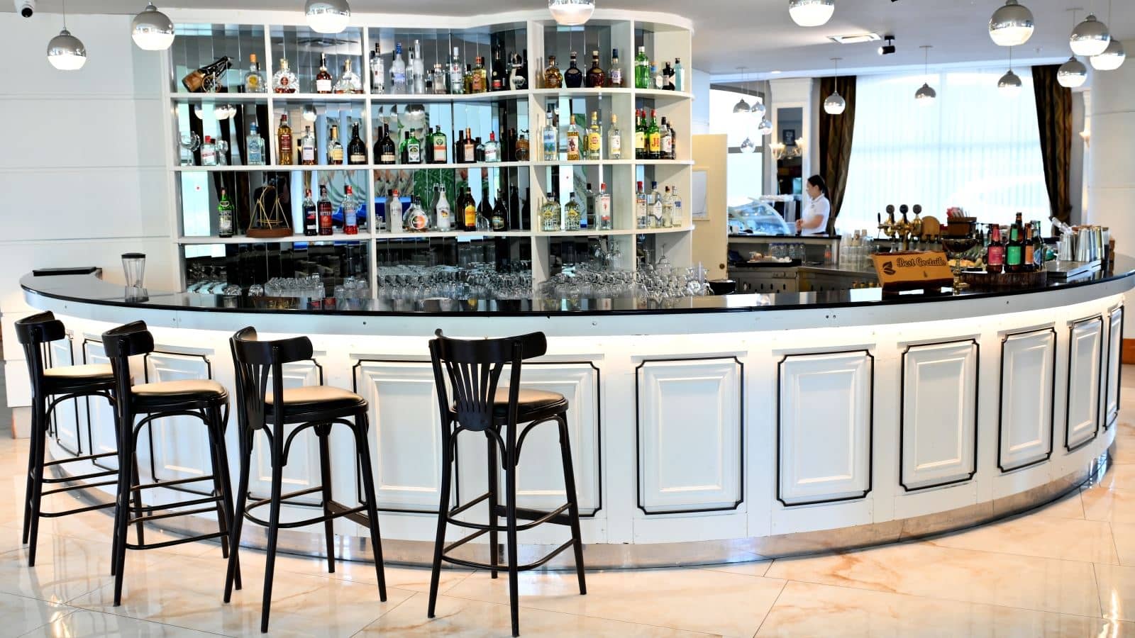 bars-lobby
