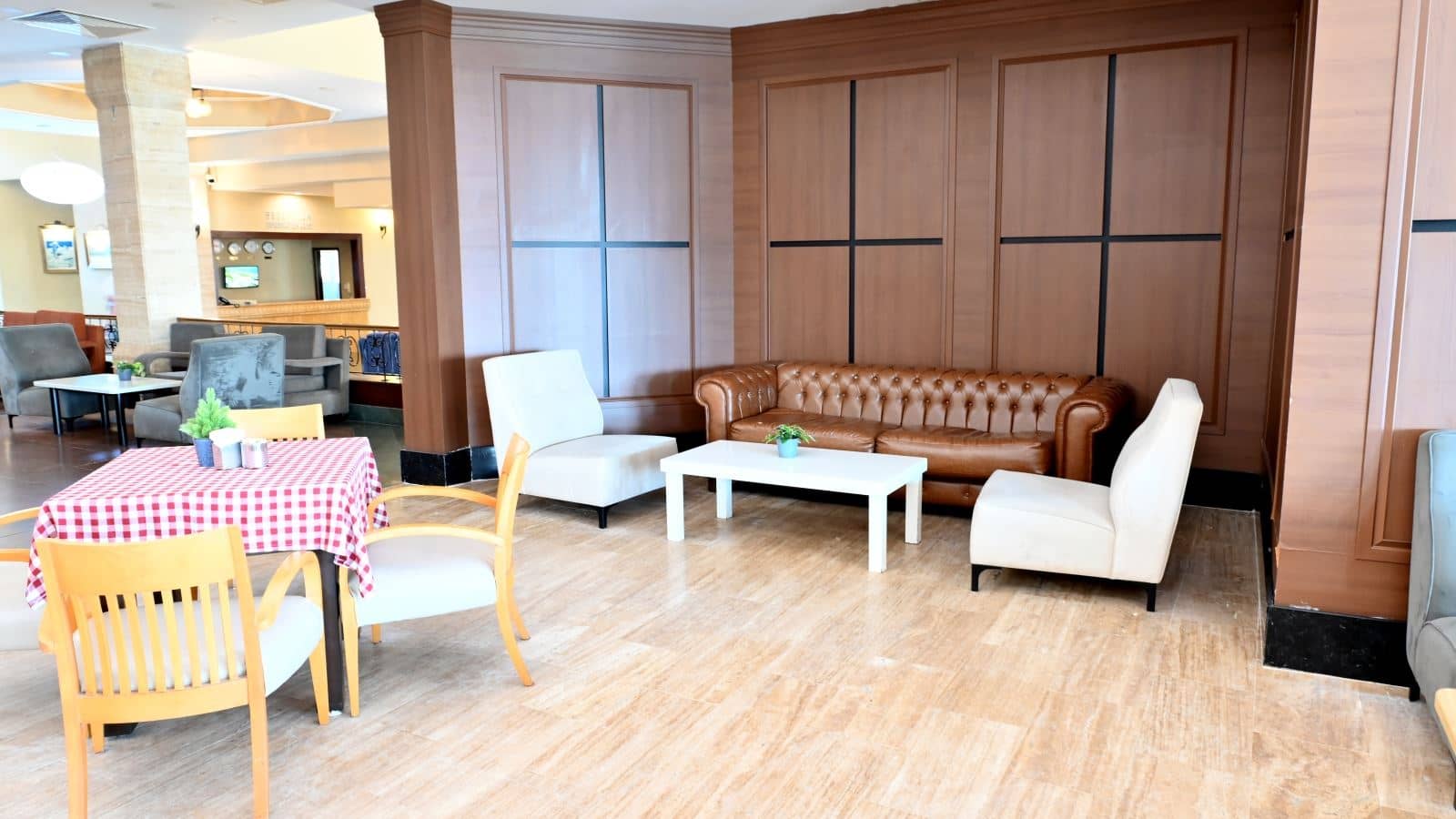 bars-antik-coffetea-house