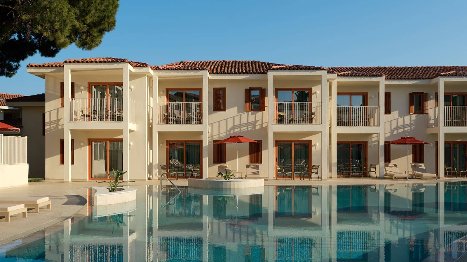 rooms-lagoon-suite-upper-floor