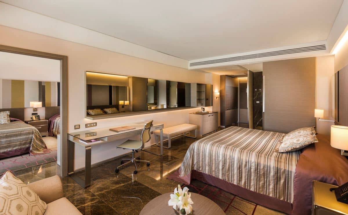rooms-family-room