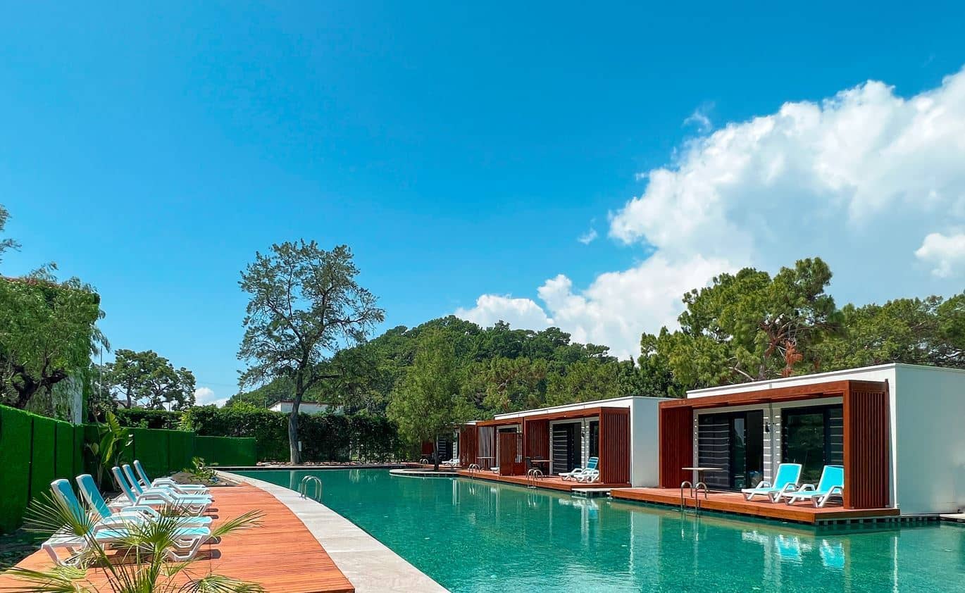 rooms-swim-up-suite