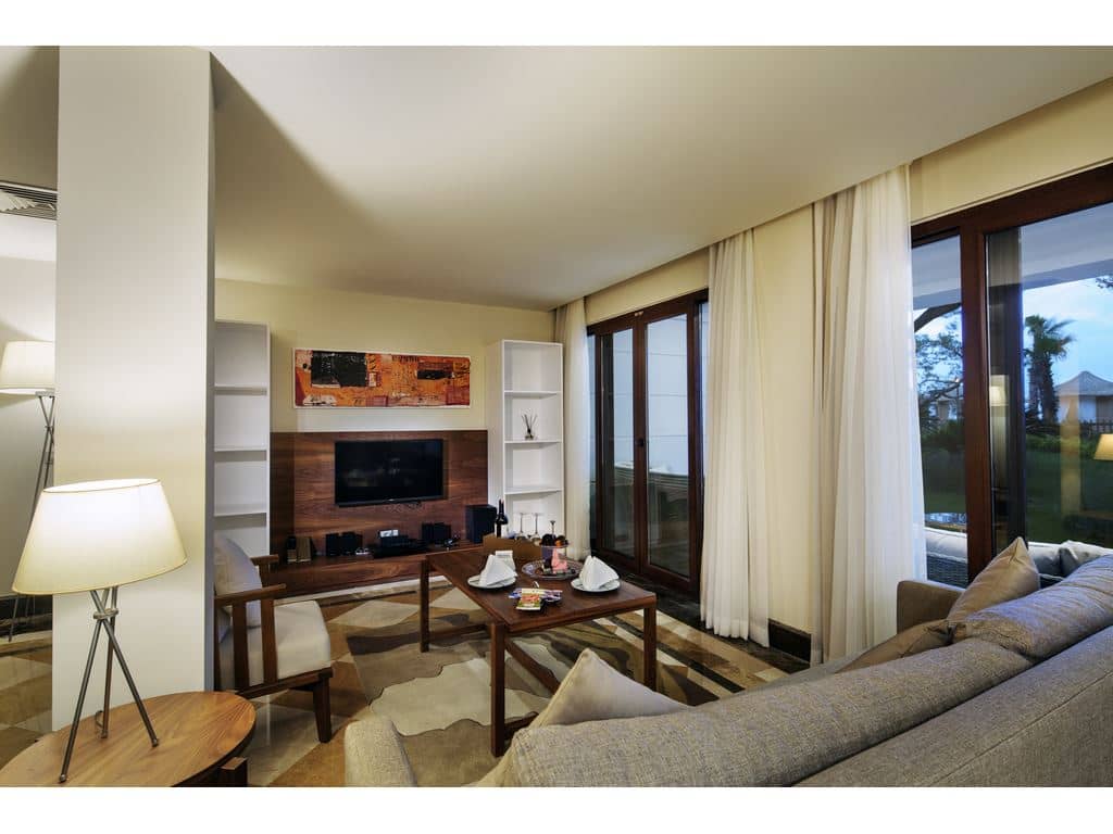 rooms-suite-royal