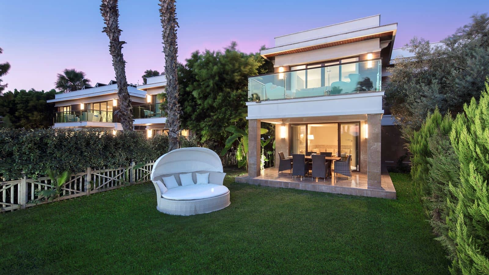 rooms-villa-royal