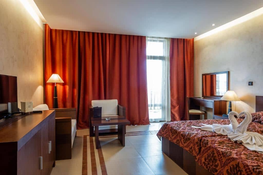 rooms-twin-standard-room