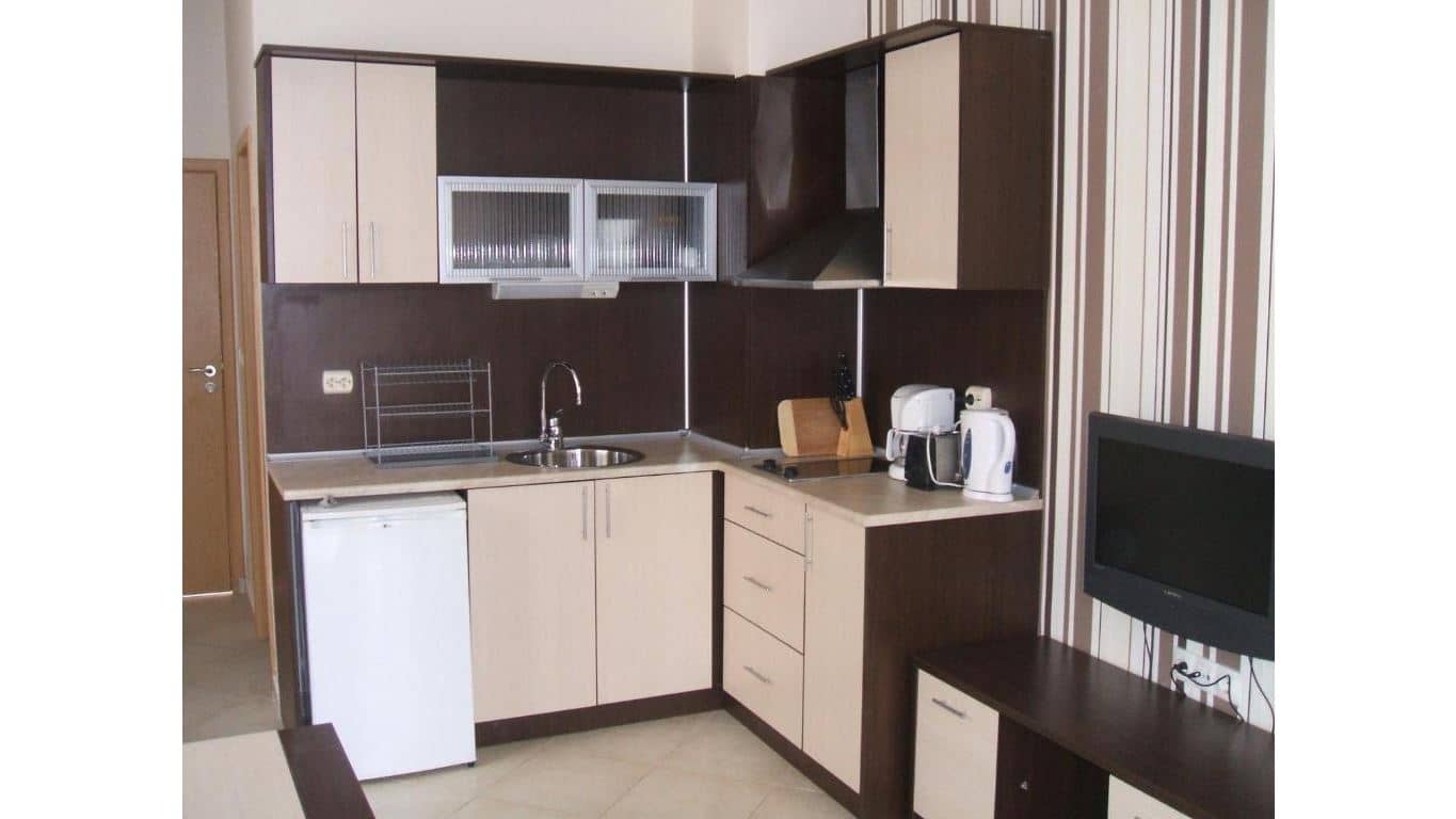 rooms-2-bedroom-standard-apartment-balcony
