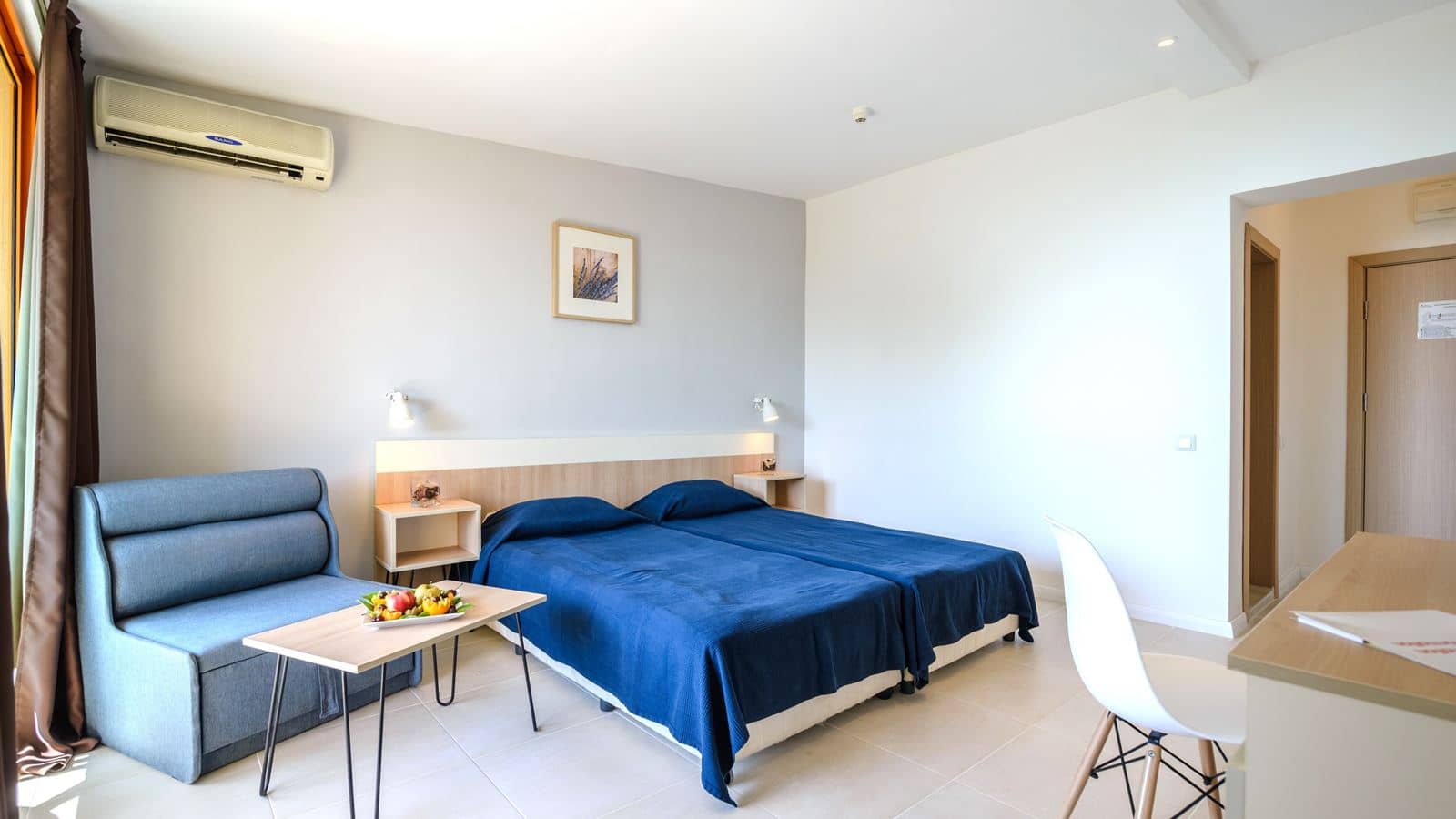 rooms-singleuse-standard-room--balcony-or-terrace-