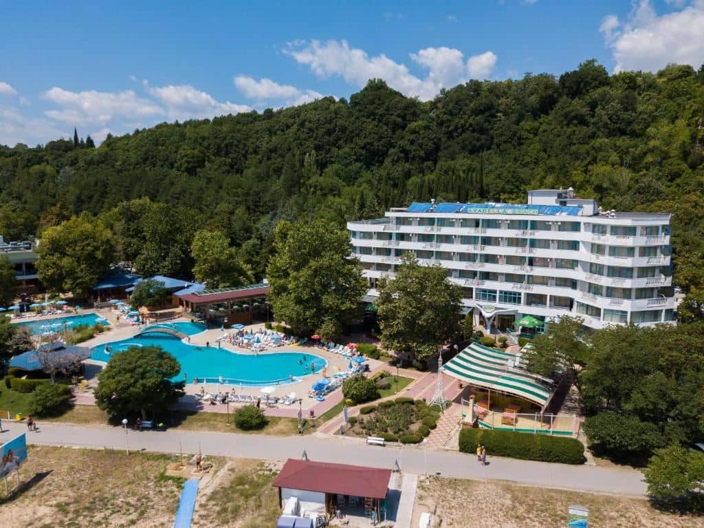 general-main-building