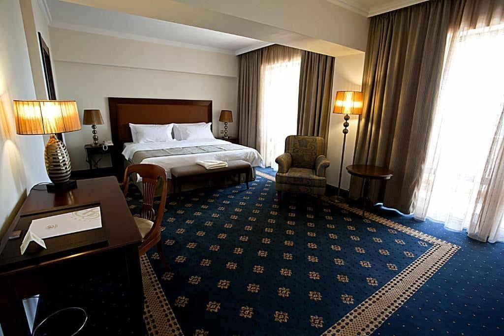 rooms-twin-standard-room-balcony