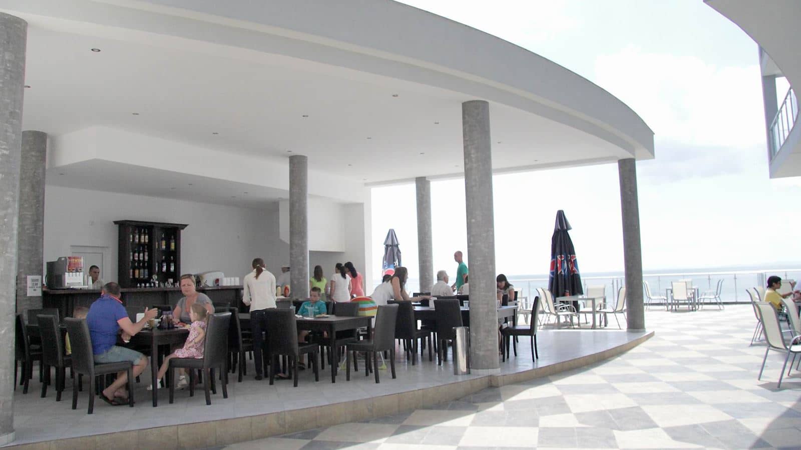 restaurants-restaurants