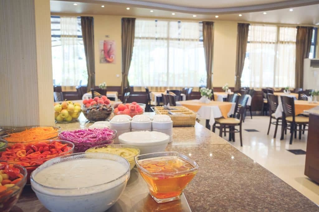 restaurants-restaurants